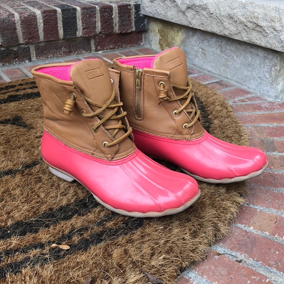 hot pink duck boots